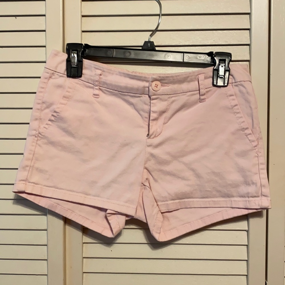 Light pink size 3 bebop shorts
